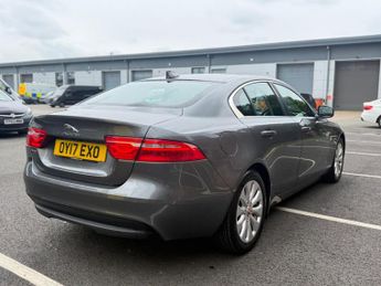 Jaguar XE 2.0d Prestige Auto Euro 6 (s/s) 4dr