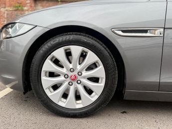 Jaguar XE 2.0d Prestige Auto Euro 6 (s/s) 4dr