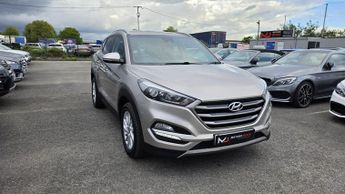 Hyundai TUCSON 2.0 CRDi SE Nav Auto 4WD Euro 6 5dr