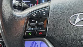 Hyundai TUCSON 2.0 CRDi SE Nav Auto 4WD Euro 6 5dr