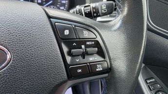 Hyundai TUCSON 2.0 CRDi SE Nav Auto 4WD Euro 6 5dr