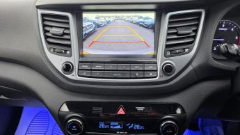 Hyundai TUCSON 2.0 CRDi SE Nav Auto 4WD Euro 6 5dr
