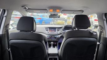 Hyundai TUCSON 2.0 CRDi SE Nav Auto 4WD Euro 6 5dr