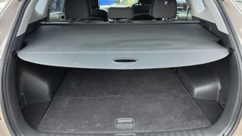 Hyundai TUCSON 2.0 CRDi SE Nav Auto 4WD Euro 6 5dr