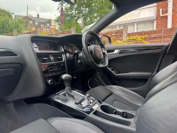 Audi A4 2.0 TDI Black Edition S Tronic quattro Euro 5 (s/s) 4dr