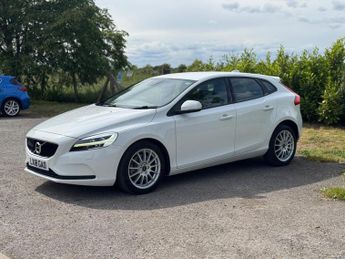 Volvo V40 2.0 D4 Inscription Auto Euro 6 (s/s) 5dr