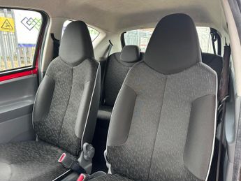 Peugeot 107 1.0 12V Urban 2 Tronic Euro 5 3dr