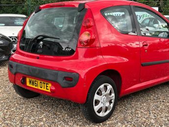Peugeot 107 1.0 12V Urban 2 Tronic Euro 5 3dr