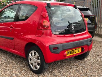 Peugeot 107 1.0 12V Urban 2 Tronic Euro 5 3dr