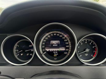Mercedes-Benz C Class 1.6 C180 BlueEfficiency Executive SE G-Tronic+ Euro 5 (s/s) 4dr