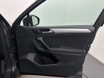 Volkswagen Tiguan 2.0 TDI S 4Motion Euro 6 (s/s) 5dr