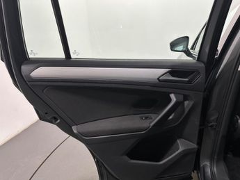 Volkswagen Tiguan 2.0 TDI S 4Motion Euro 6 (s/s) 5dr