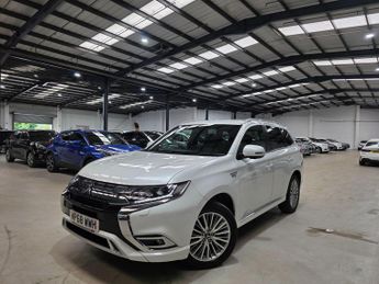 Mitsubishi Outlander 2.4h TwinMotor 13.8kWh 4h CVT 4WD Euro 6 (s/s) 5dr