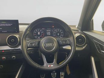 Audi Q2 1.5 TFSI CoD 35 S line SUV 5dr Petrol Manual Euro 6 (s/s) (150 p