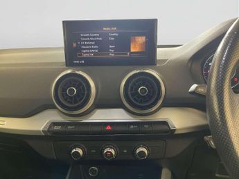 Audi Q2 1.5 TFSI CoD 35 S line SUV 5dr Petrol Manual Euro 6 (s/s) (150 p