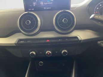 Audi Q2 1.5 TFSI CoD 35 S line SUV 5dr Petrol Manual Euro 6 (s/s) (150 p