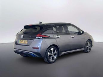 Nissan Leaf 40kWh Tekna Hatchback 5dr Electric Auto (150 ps)