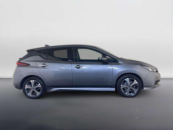 Nissan Leaf 40kWh Tekna Hatchback 5dr Electric Auto (150 ps)