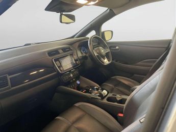 Nissan Leaf 40kWh Tekna Hatchback 5dr Electric Auto (150 ps)