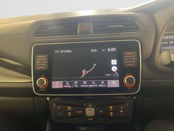 Nissan Leaf 40kWh Tekna Hatchback 5dr Electric Auto (150 ps)