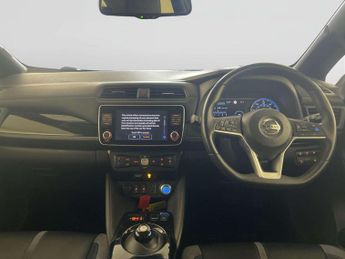 Nissan Leaf 40kWh Tekna Hatchback 5dr Electric Auto (150 ps)