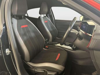Vauxhall Mokka Electric 50kWh SRi Premium SUV 5dr Electric Auto (136 ps)
