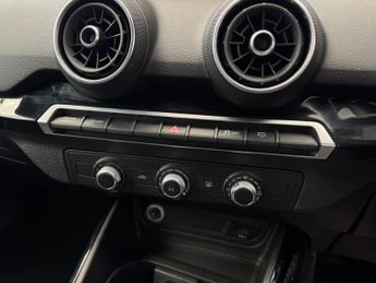 Audi Q2 1.5 TFSI CoD 35 Black Edition S Tronic Euro 6 (s/s) 5dr