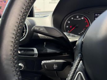 Audi Q2 1.5 TFSI CoD 35 Black Edition S Tronic Euro 6 (s/s) 5dr