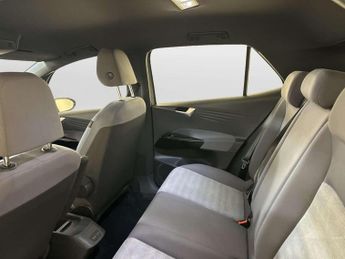 Volkswagen ID.3 Pro Performance 58kWh Life Hatchback 5dr Electric Auto (204 ps)