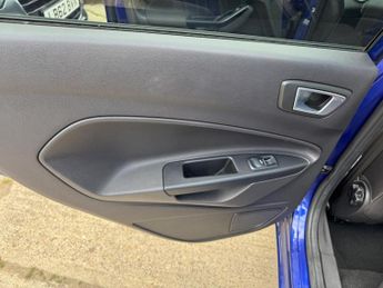 Ford Fiesta 1.0T EcoBoost Titanium X Powershift Euro 5 5dr