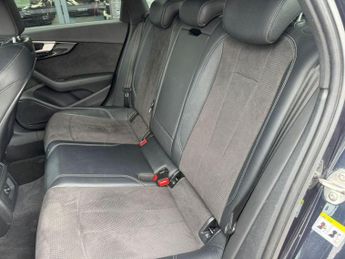 AUDI A4 AVANT 2.0 TFSI Black Edition Estate 5dr Petrol S Tronic Euro 6 (s/s) (