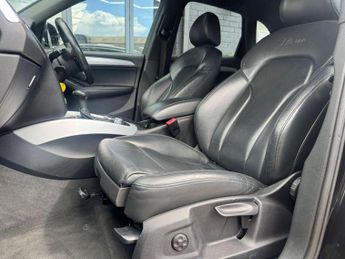AUDI Q5 2.0 TDI S line Plus SUV 5dr Diesel S Tronic quattro Euro 5 (s/s)