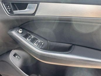 AUDI Q5 2.0 TDI S line Plus SUV 5dr Diesel S Tronic quattro Euro 5 (s/s)