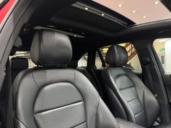 Mercedes-Benz GLC 2.1 GLC250d AMG Line (Premium) G-Tronic+ 4MATIC Euro 6 (s/s) 5dr