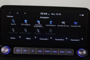Hyundai KONA 64kWh Premium Auto 5dr (10.5kW Charger)