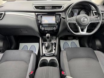 Nissan Qashqai 1.2 DIG-T N-Connecta XTRON Euro 6 (s/s) 5dr