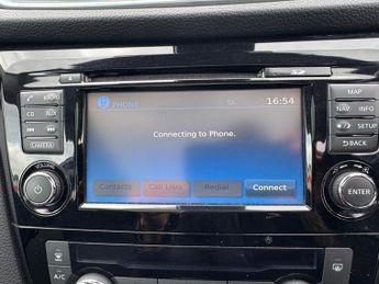 Nissan Qashqai 1.2 DIG-T N-Connecta XTRON Euro 6 (s/s) 5dr