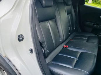 Nissan Juke 1.6 Tekna XTRON Euro 6 5dr