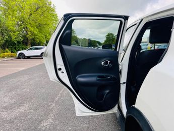 Nissan Juke 1.6 Tekna XTRON Euro 6 5dr