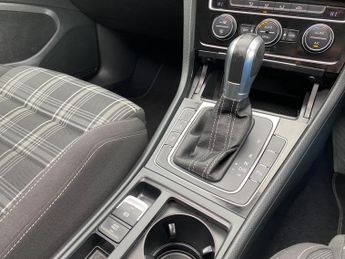 Volkswagen Golf 2.0 TDI GTD Hatchback 5dr Diesel DSG Euro 6 (s/s) (184 ps)
