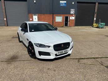 Jaguar XE 3.0 V6 S Auto Euro 6 (s/s) 4dr