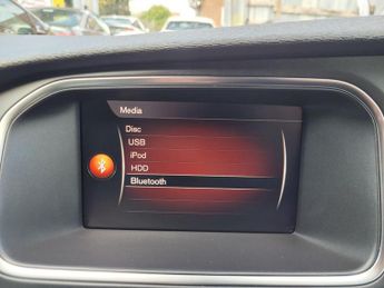 Volvo V40 1.5 T2 R-Design Pro Auto Euro 6 (s/s) 5dr