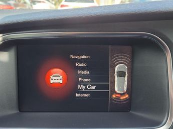 Volvo V40 1.5 T2 R-Design Pro Auto Euro 6 (s/s) 5dr