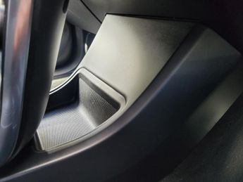Volvo V40 1.5 T2 R-Design Pro Auto Euro 6 (s/s) 5dr