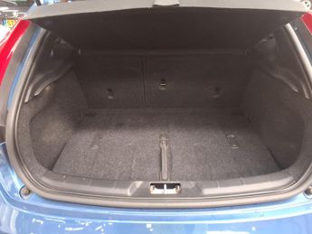 Volvo V40 1.5 T2 R-Design Pro Auto Euro 6 (s/s) 5dr