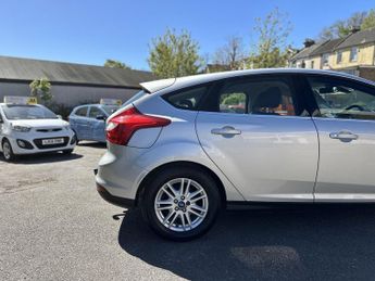 Ford Focus 1.6 Titanium Euro 5 5dr