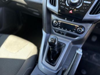 Ford Focus 1.6 Titanium Euro 5 5dr