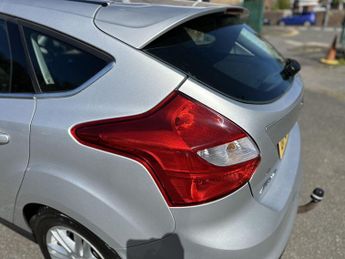 Ford Focus 1.6 Titanium Euro 5 5dr