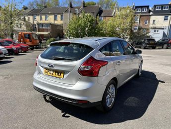 Ford Focus 1.6 Titanium Euro 5 5dr
