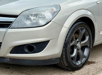 Vauxhall Astra 1.9 CDTi 16v SRi 5dr